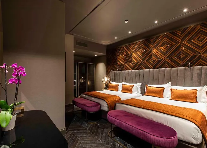 U-visionary Otel
